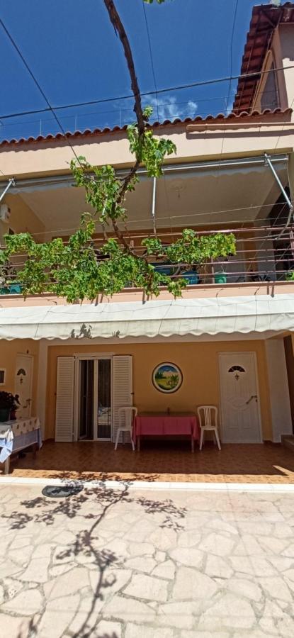 Villa Family Bitri Piqeras Εξωτερικό φωτογραφία