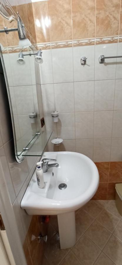 Villa Family Bitri Piqeras Εξωτερικό φωτογραφία