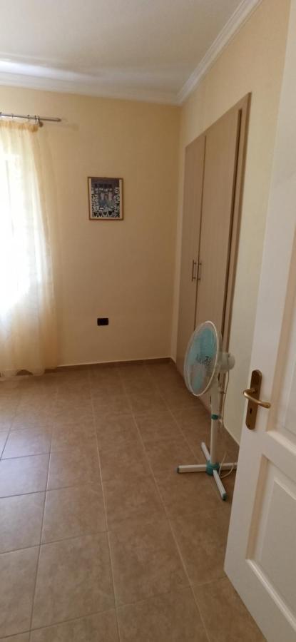 Villa Family Bitri Piqeras Εξωτερικό φωτογραφία