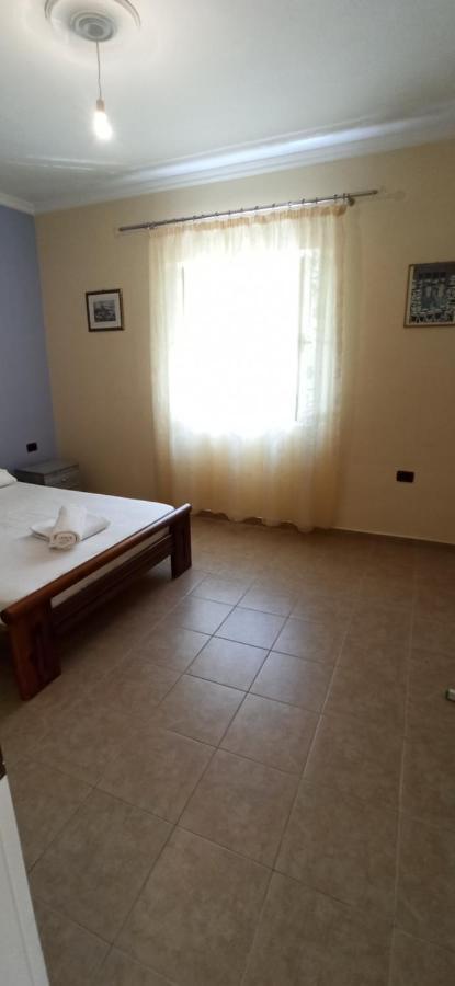 Villa Family Bitri Piqeras Εξωτερικό φωτογραφία